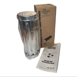 Pampered Chef Valtrompia Bread Tube Flower